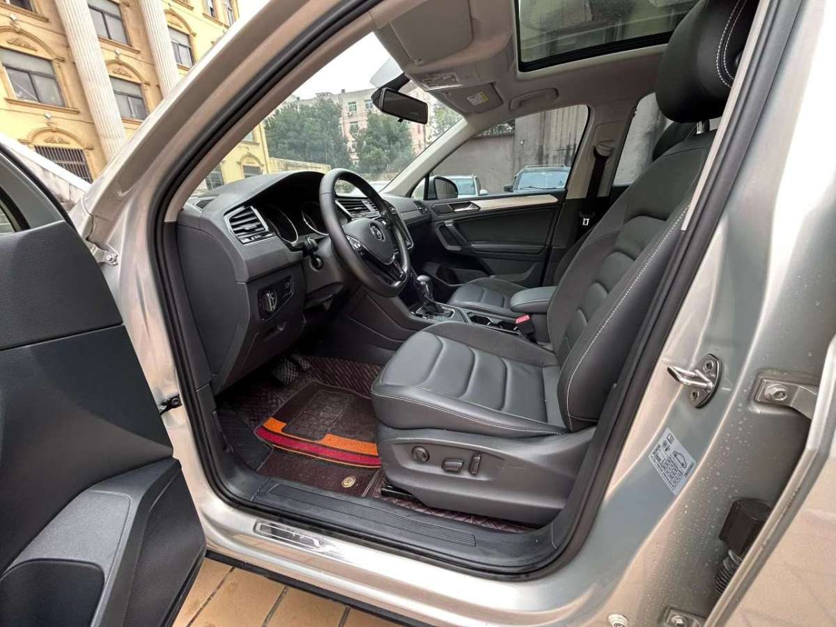 Volkswagen Tiguan L 2020 #4 Volkswagen Tiguan L 2020 car image #4