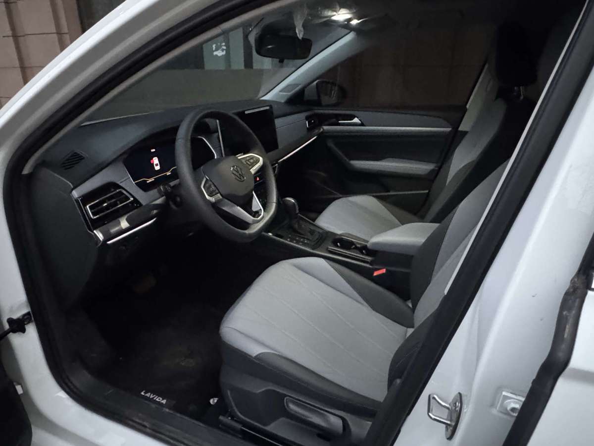Volkswagen Lavida 2025 #4 Volkswagen Lavida 2025 car image #4