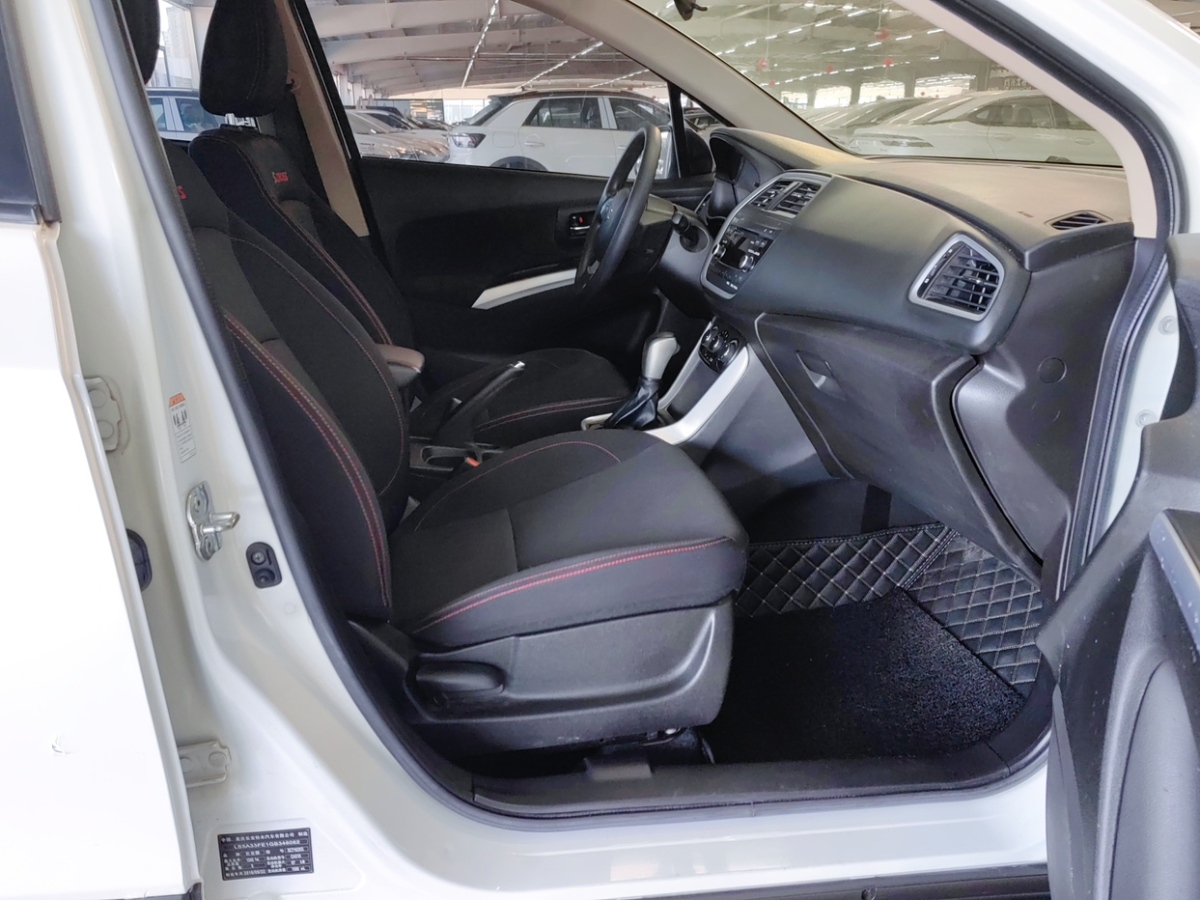 Suzuki S-Cross 2016 صورة سيارة #4