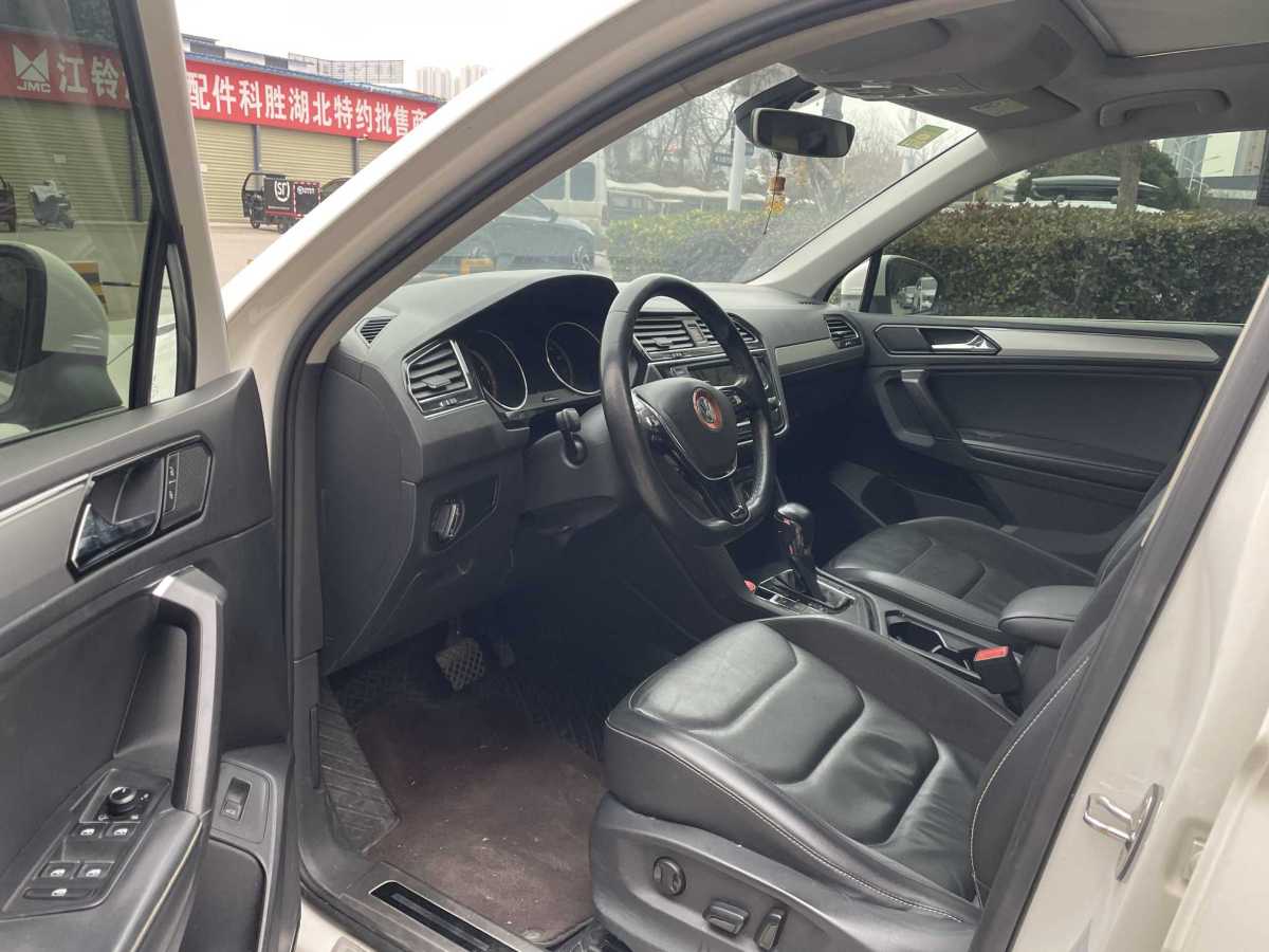 Volkswagen Tiguan X 2017 car image #4