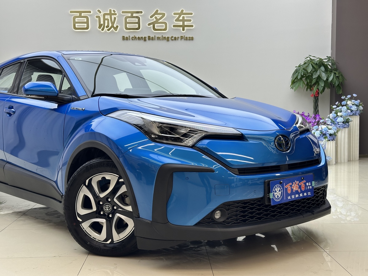 Toyota C-HR EV 2021 изображение автомобиля #4