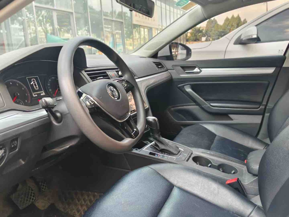 Volkswagen Lamando 2020 imagem de carro #4