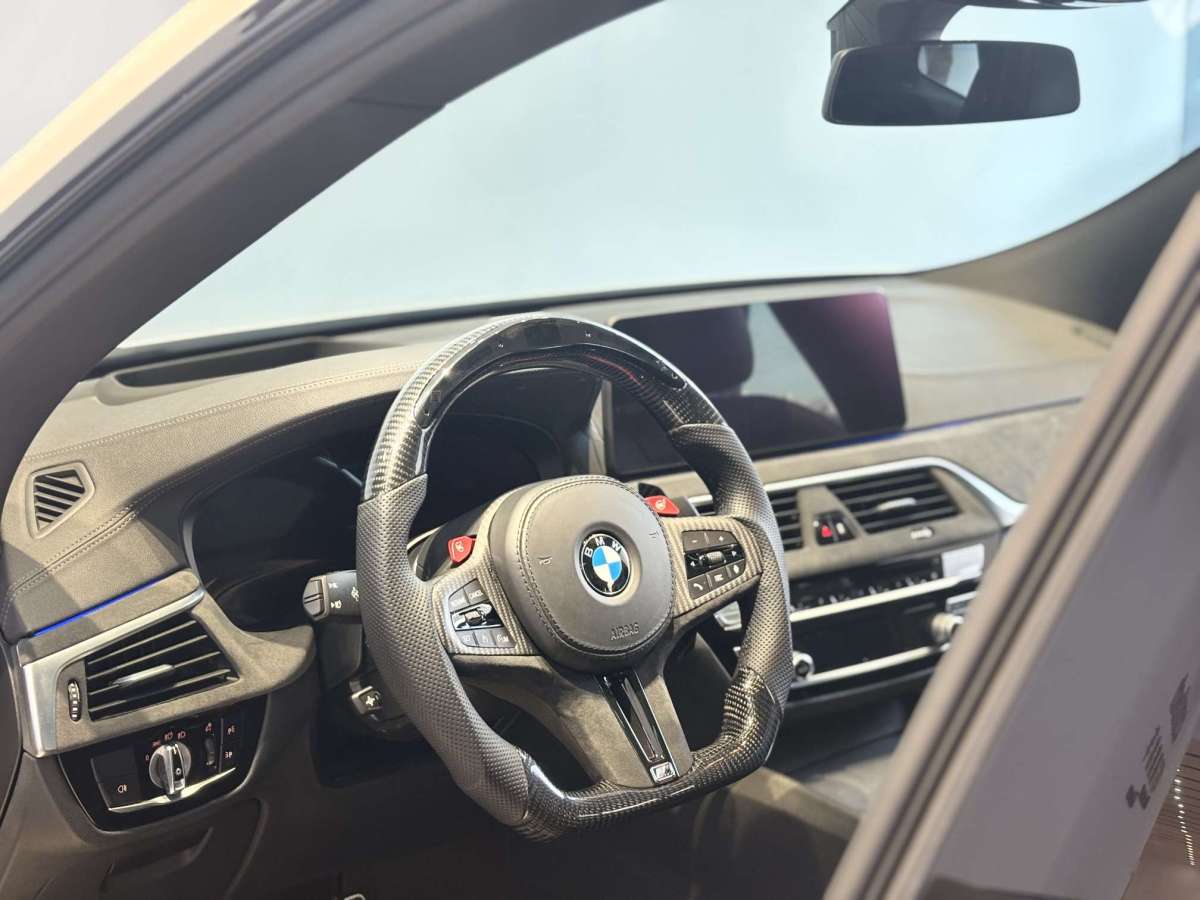 BMW 6 Series GT 2020 #4 BMW 6 Series GT 2020 car image #4