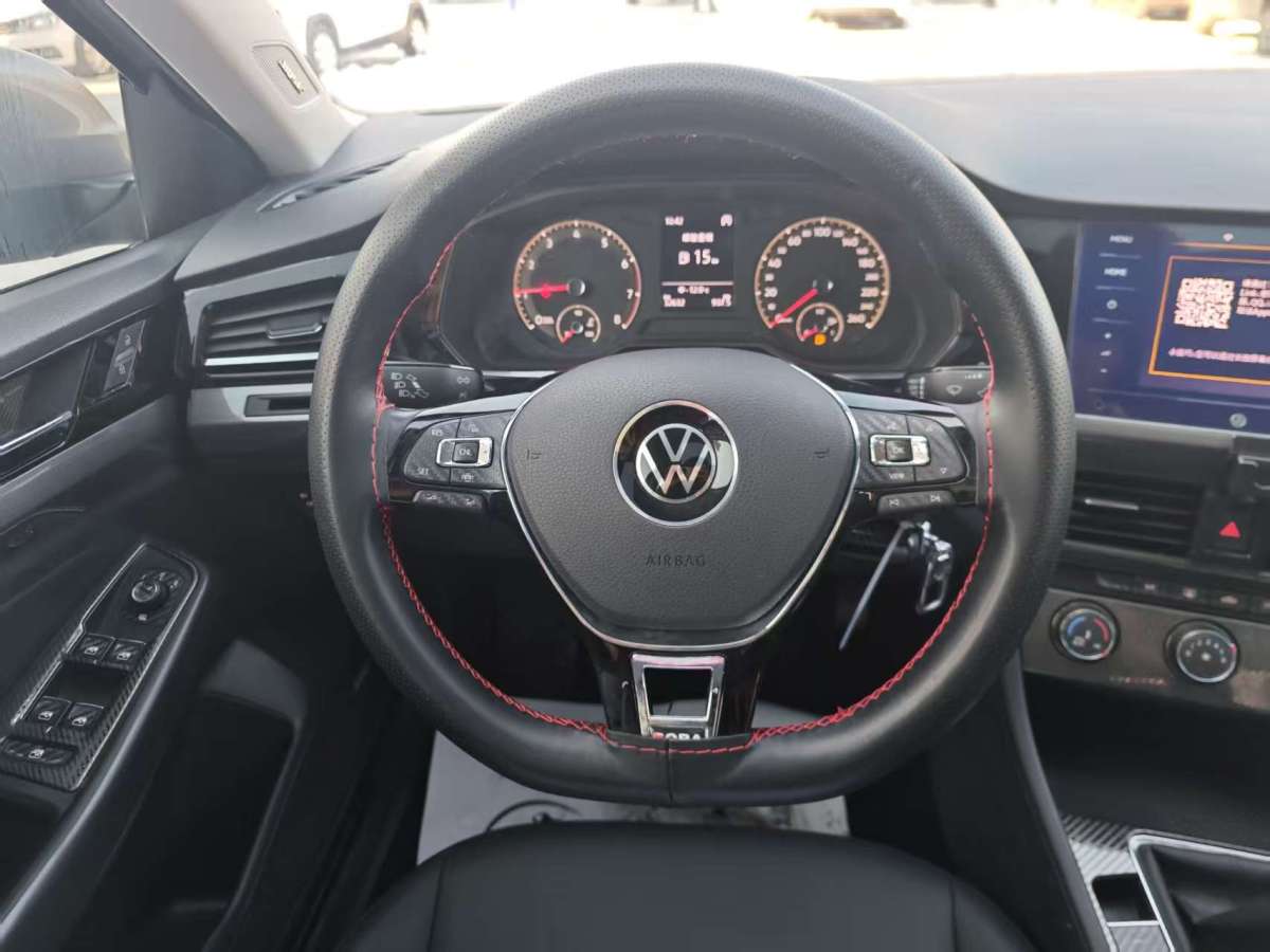 Volkswagen Bora 2022 car image #4