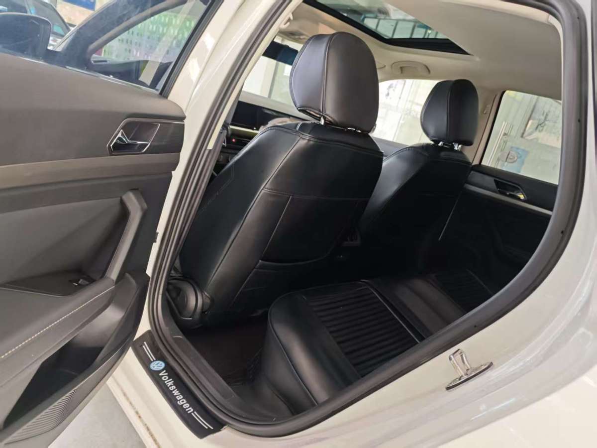 Volkswagen Lavida 2022 car image #4