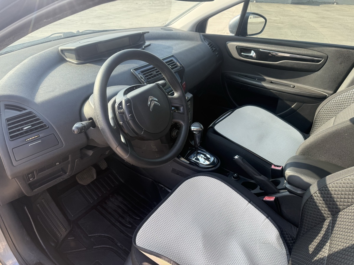 Citroen C-Quatre 2012 #4 Citroen C-Quatre 2012 car image #4