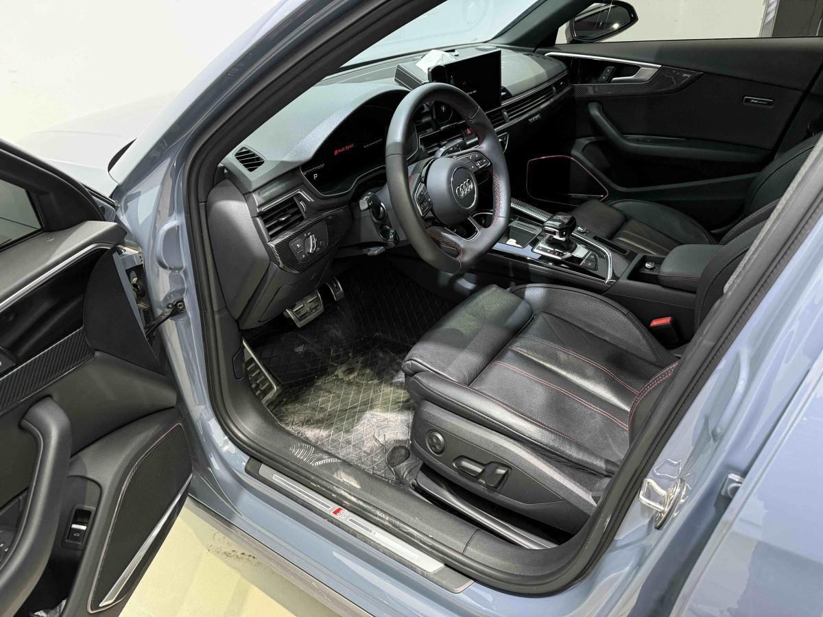 Audi A4L 2023 car image #4