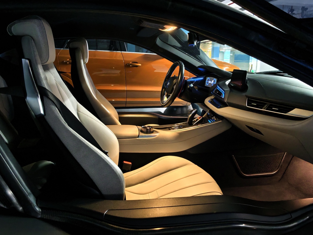 BMW i8 2016 car image #4