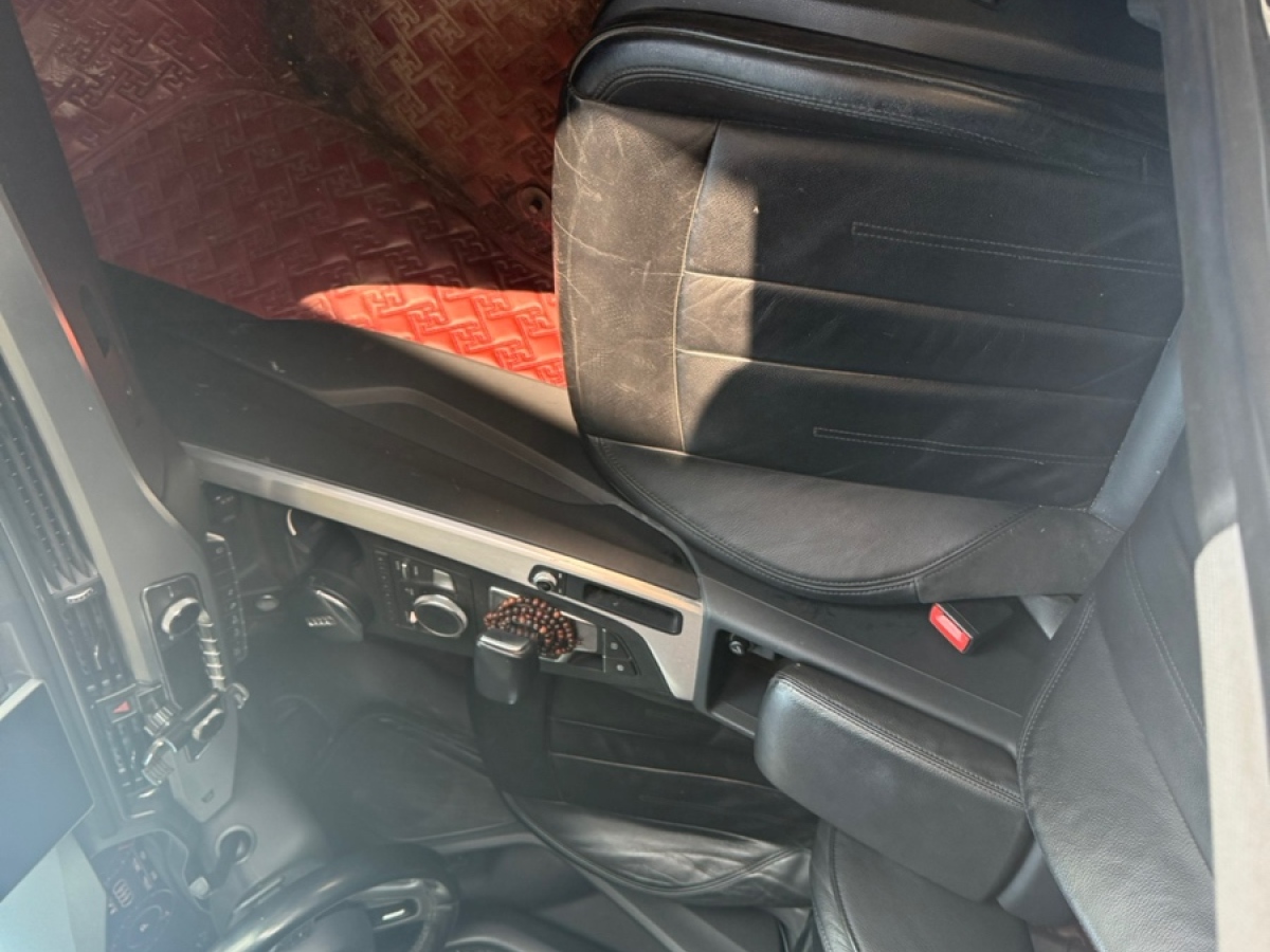 Audi A4L 2019 #4 Audi A4L 2019 car image #4