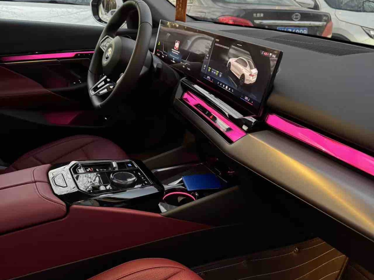 BMW i5 2025 #4 BMW i5 2025 car image #4