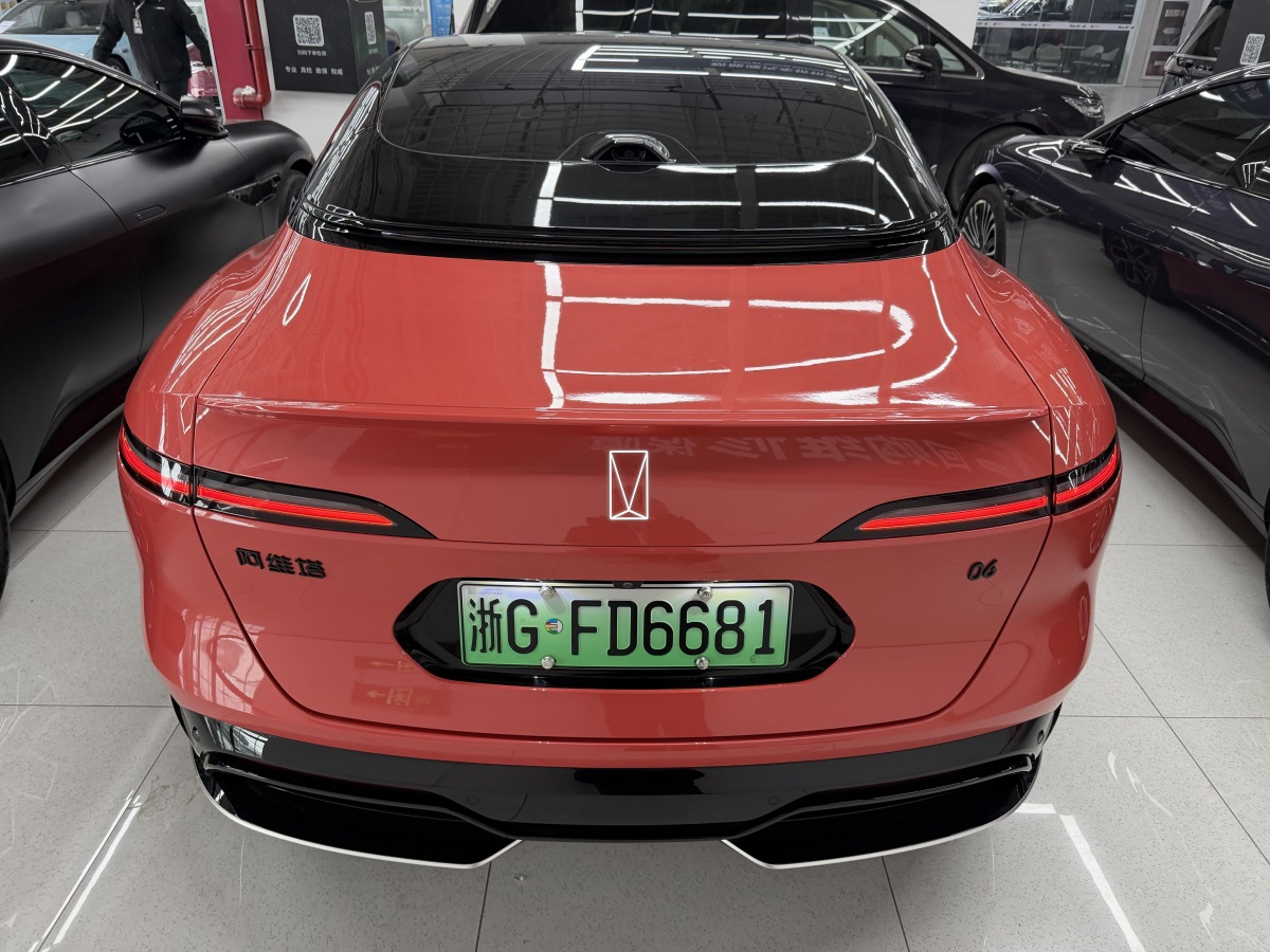 Avatr 06 2025 #4 Avatr 06 2025 car image #4