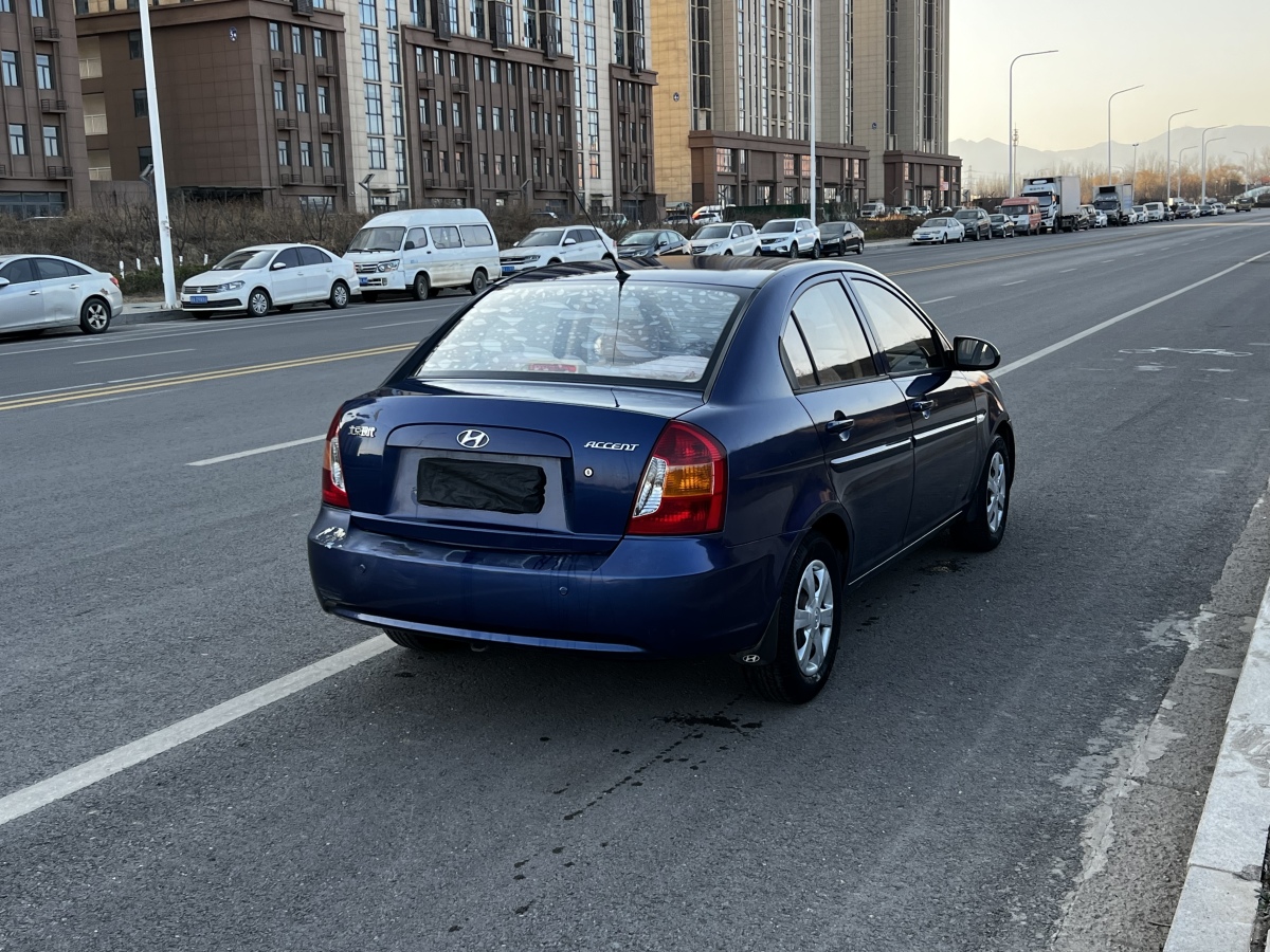 Hyundai Accent 2009 #4 Hyundai Accent 2009 car image #4