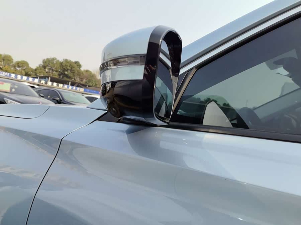 Changan 2022 car image #4