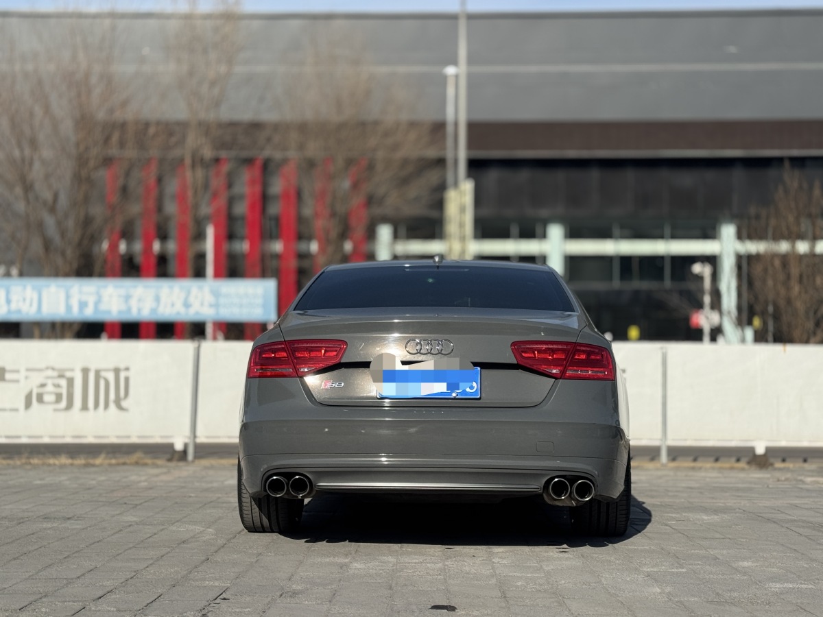 Audi S8 2012 #4 Audi S8 2012 car image #4