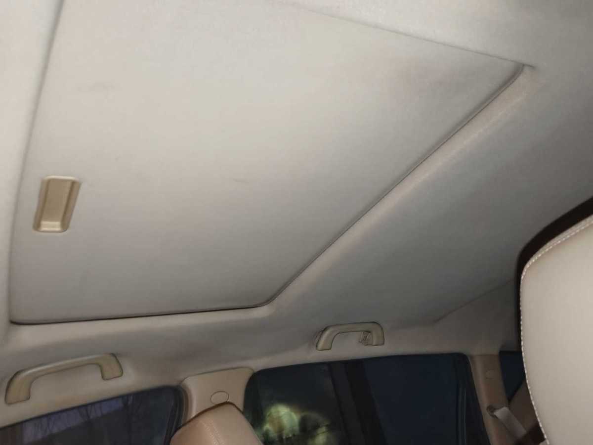 GEELY GX7 2012 car image #4