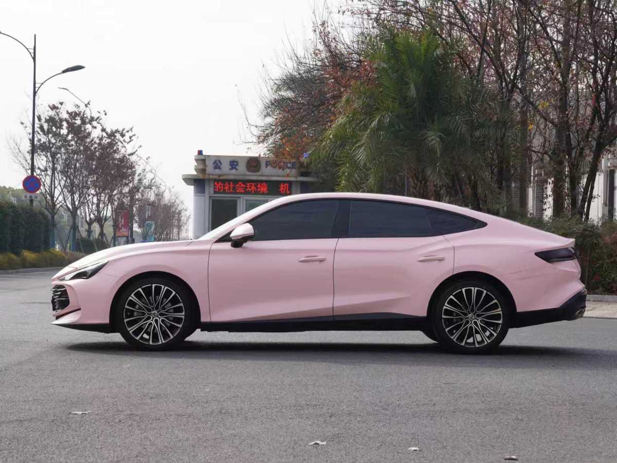 MG 7 2024 car image #4