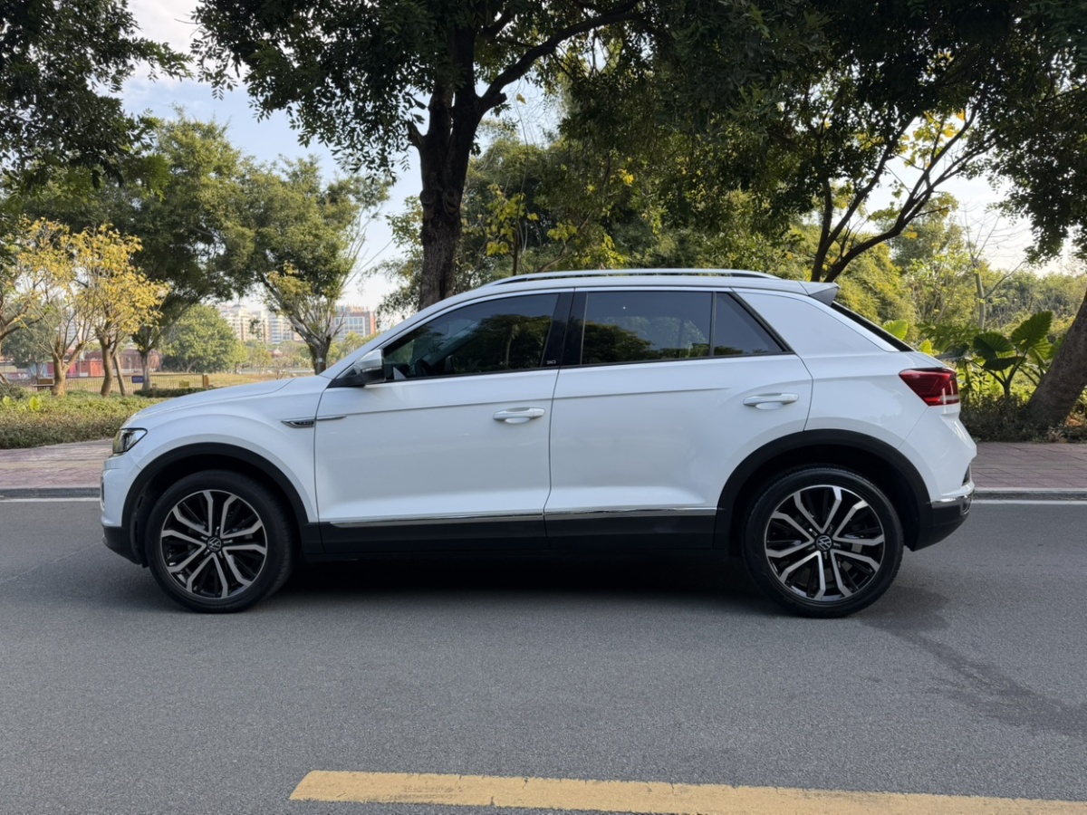 Volkswagen T-Roc 2021 #4 Volkswagen T-Roc 2021 car image #4