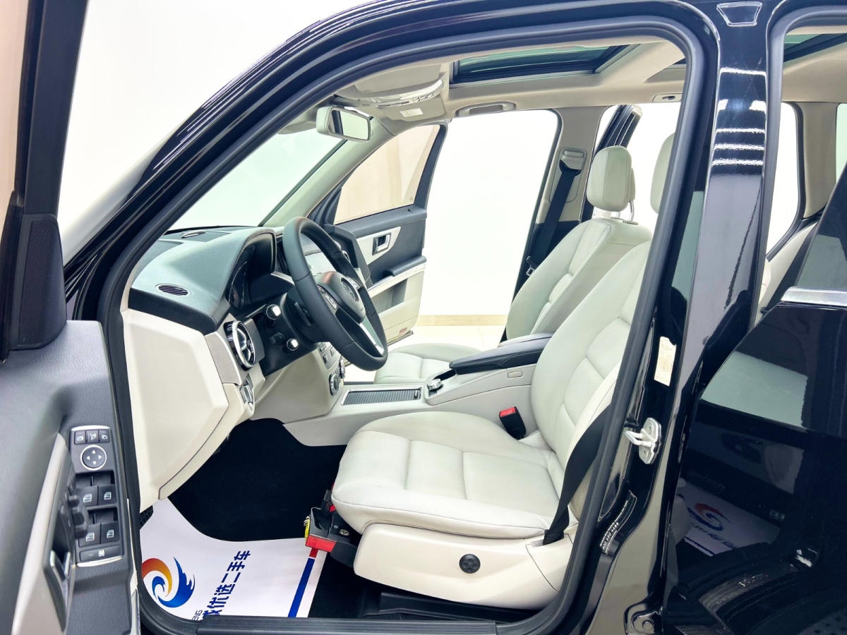 Mercedes-Benz GLK Class 2012 car image #4