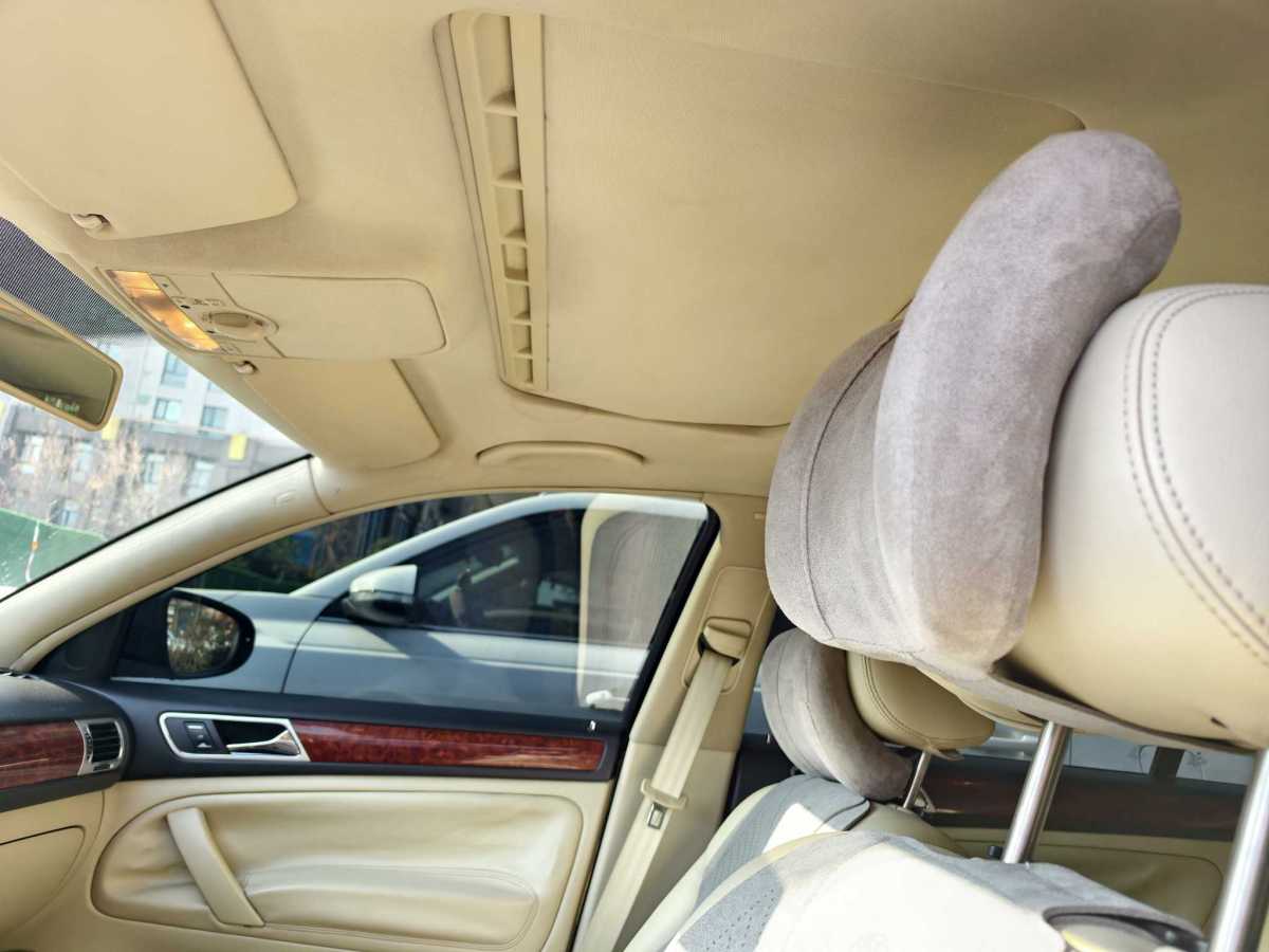 Volkswagen Passat Lingyu 2011 car image #4