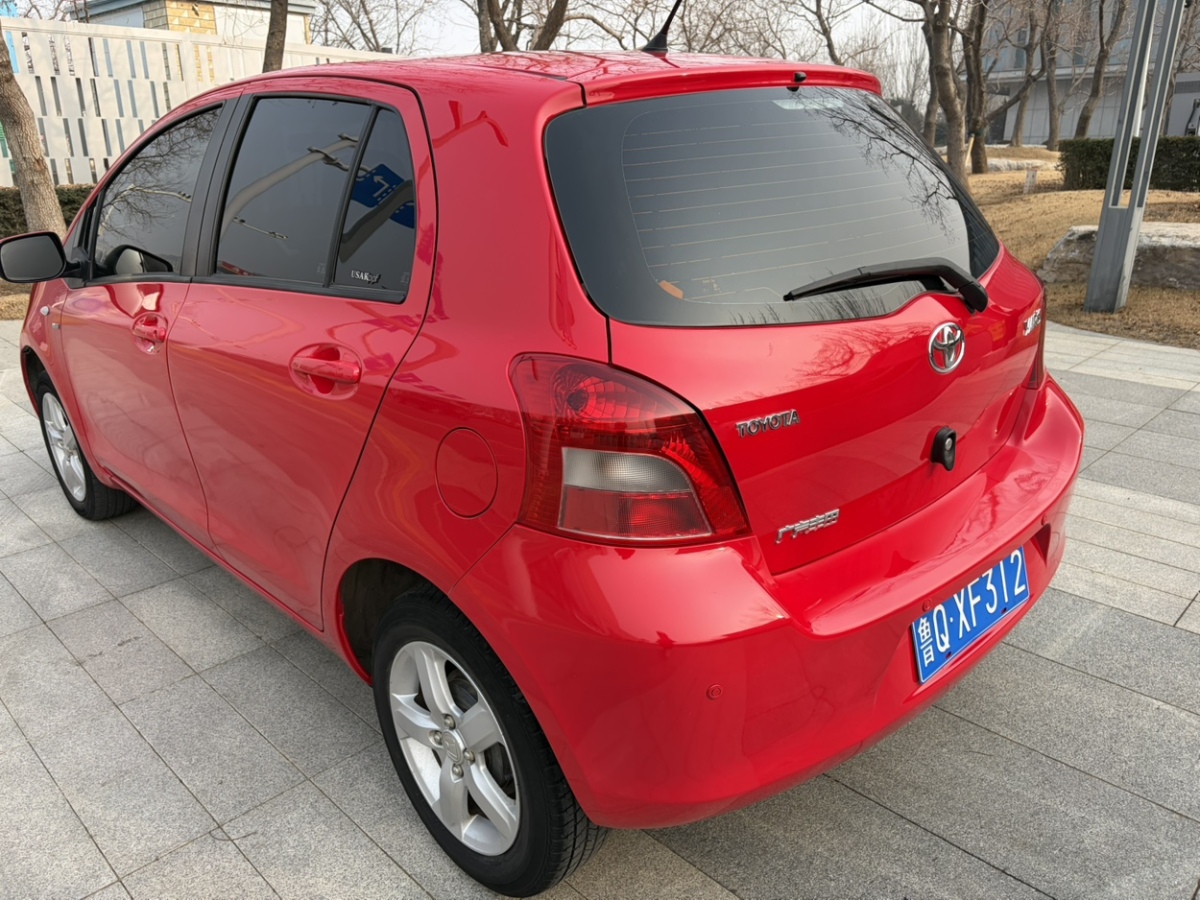 Toyota Yaris 2012 imagen de coche #4