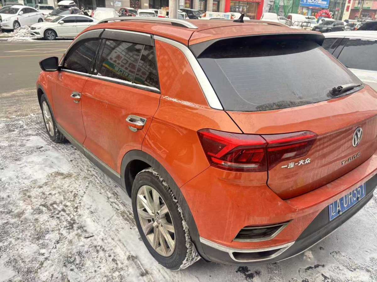 Volkswagen T-Roc 2019 car image #4