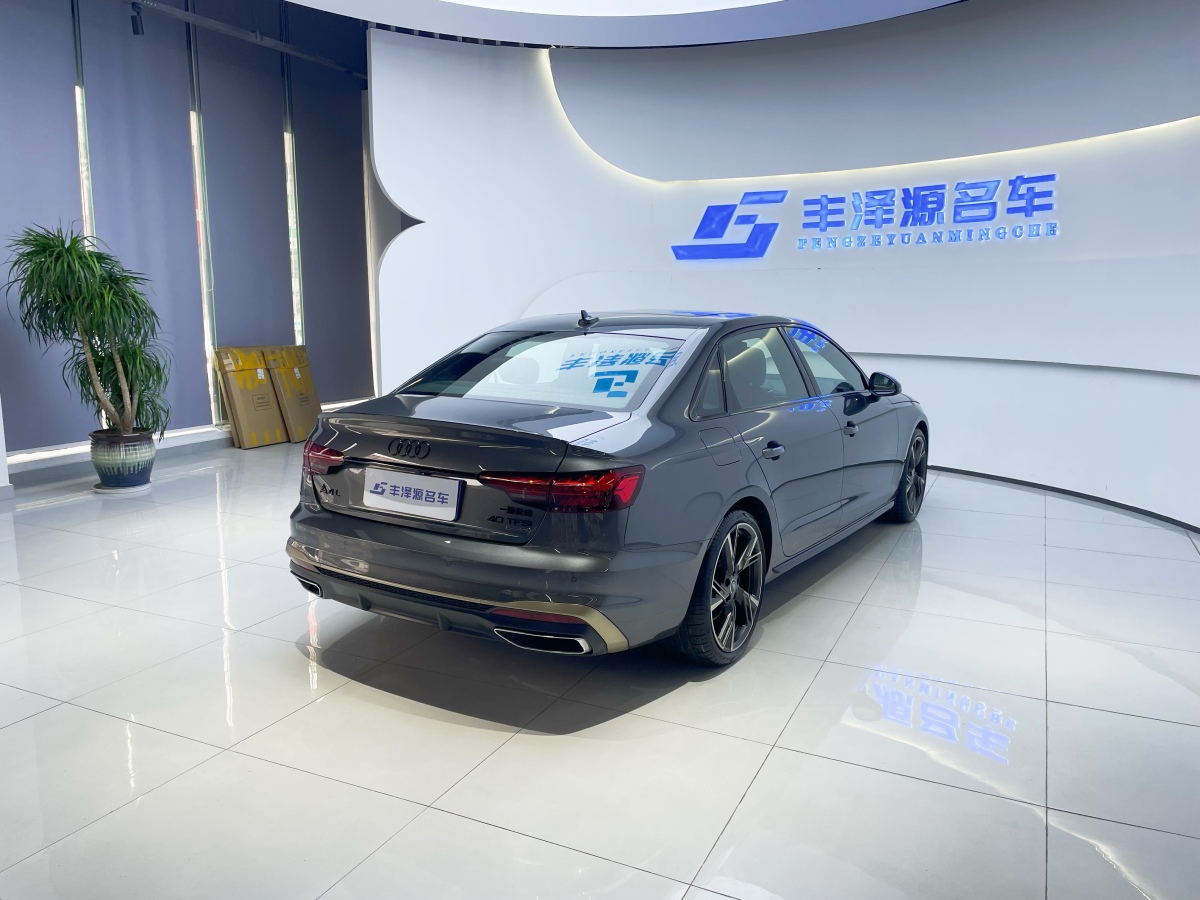 Audi A4L 2024 car image #4