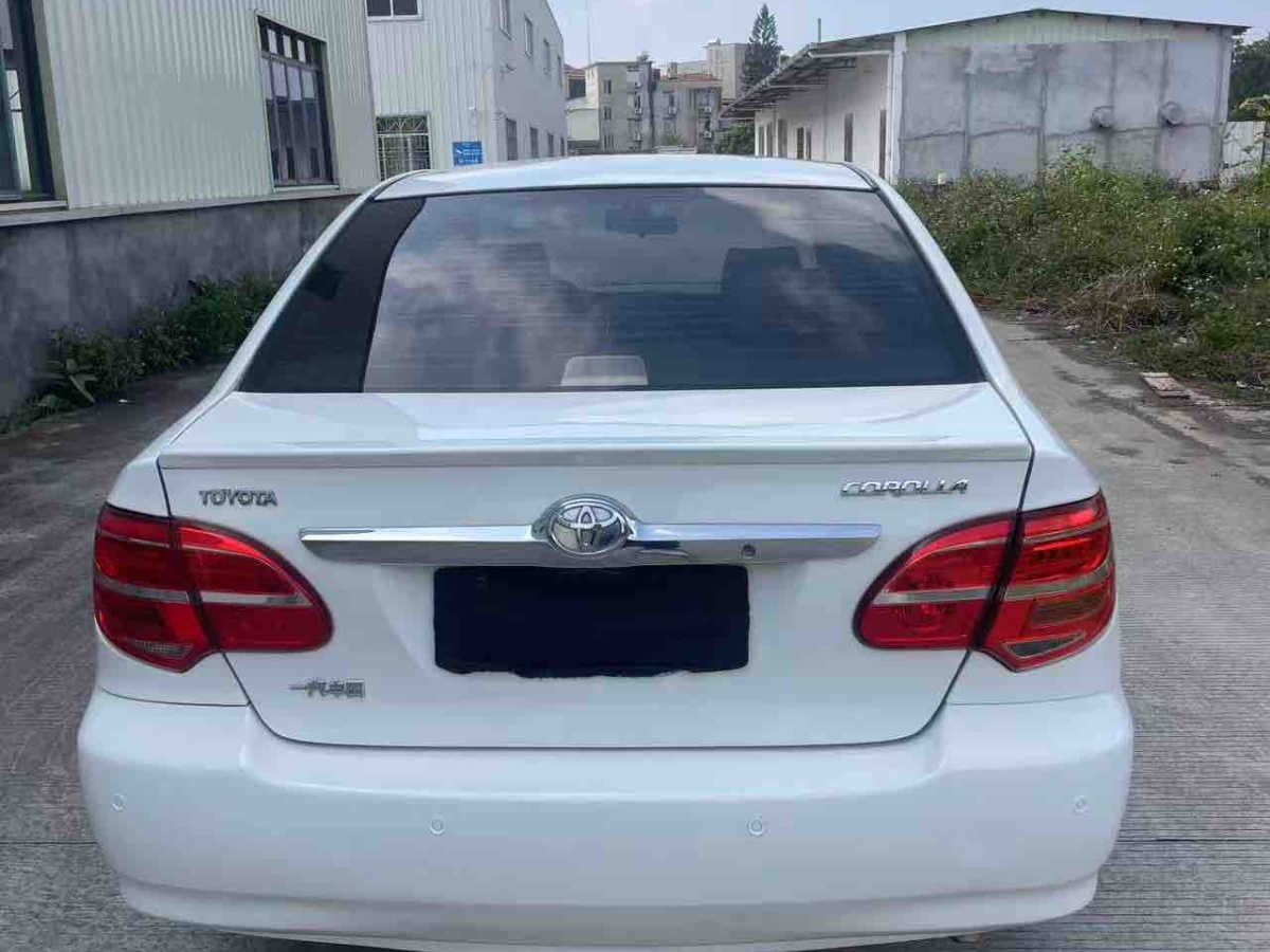 Toyota Corolla (Classic) 2013 immagine di auto #4