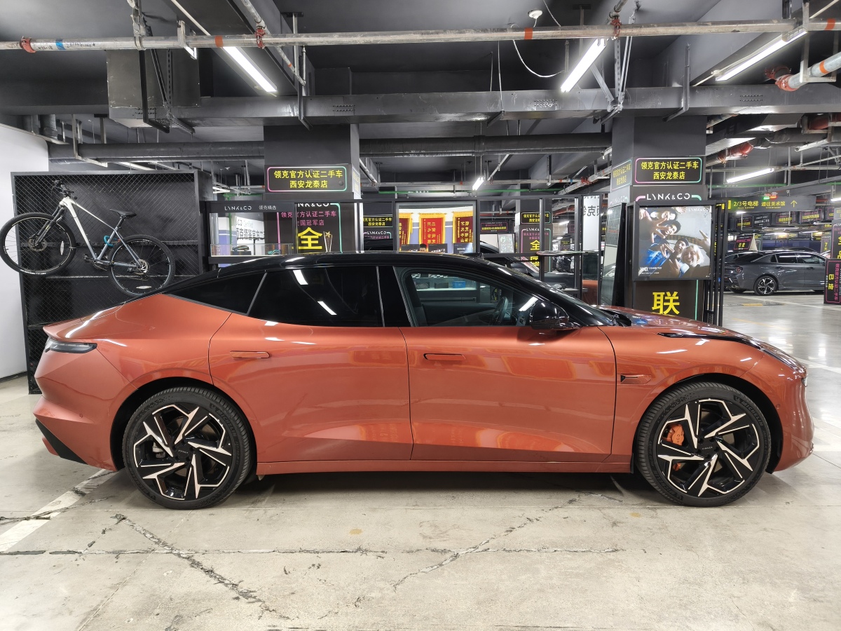 Lynk & Co Z10 2025 immagine di auto #4