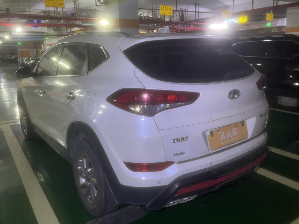 Hyundai Tucson 2016 car image #4