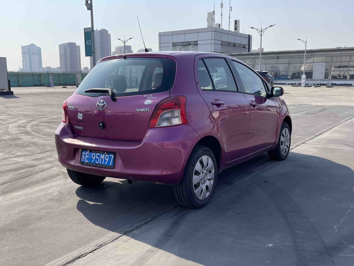 Toyota Yaris 2011 #4 Toyota Yaris 2011 imagem de carro #4