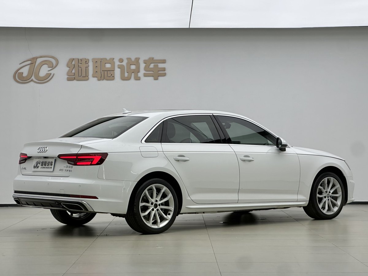 Audi A4L 2019 #4 Audi A4L 2019 car image #4
