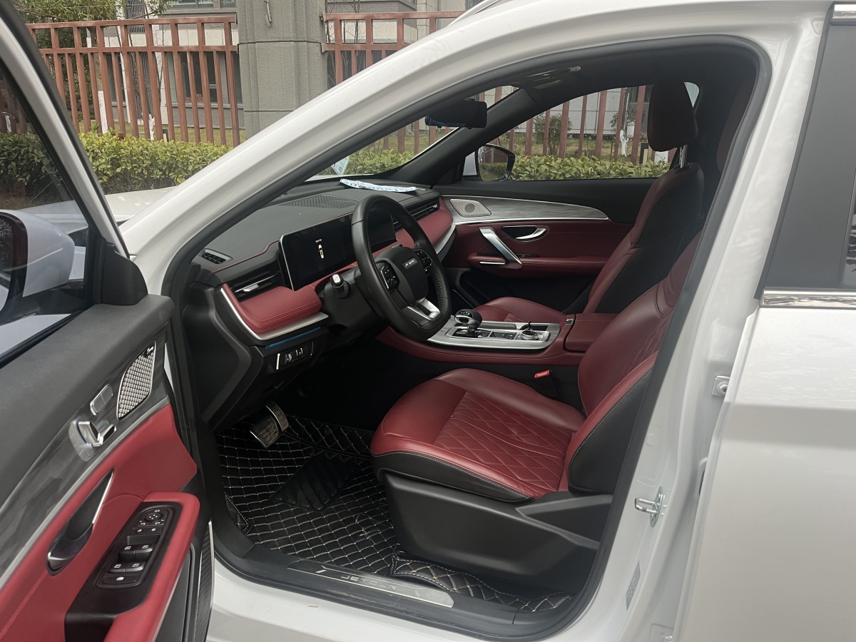 Jetour X70 PLUS 2022 #4 Jetour X70 PLUS 2022 car image #4