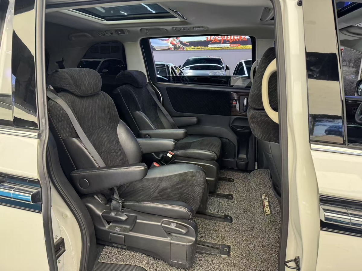 Honda Elysion 2018 #4 Honda Elysion 2018 car image #4