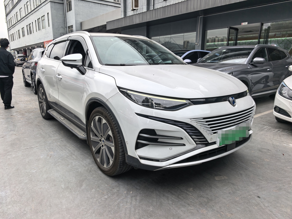 Denza N8 2023 صورة سيارة #4