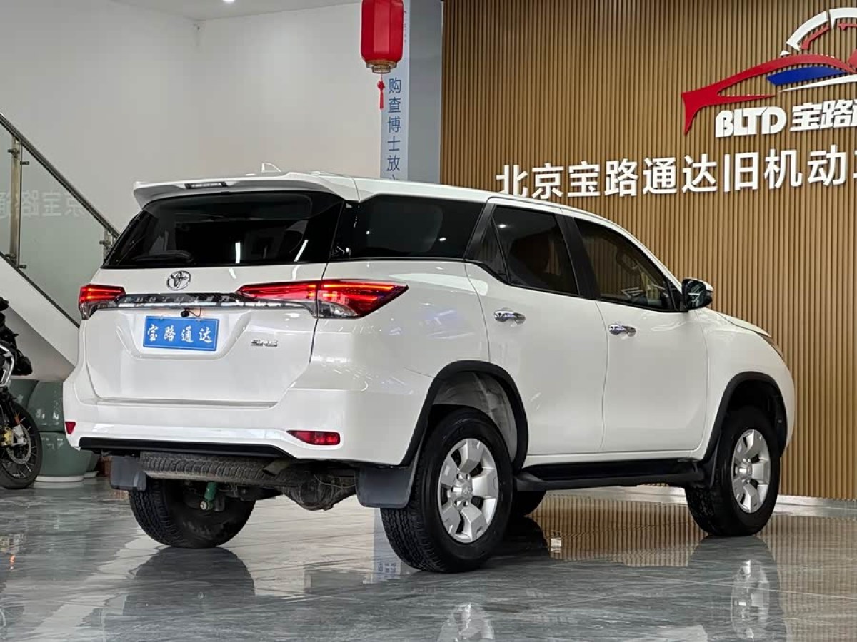 Toyota 2019 car image #4