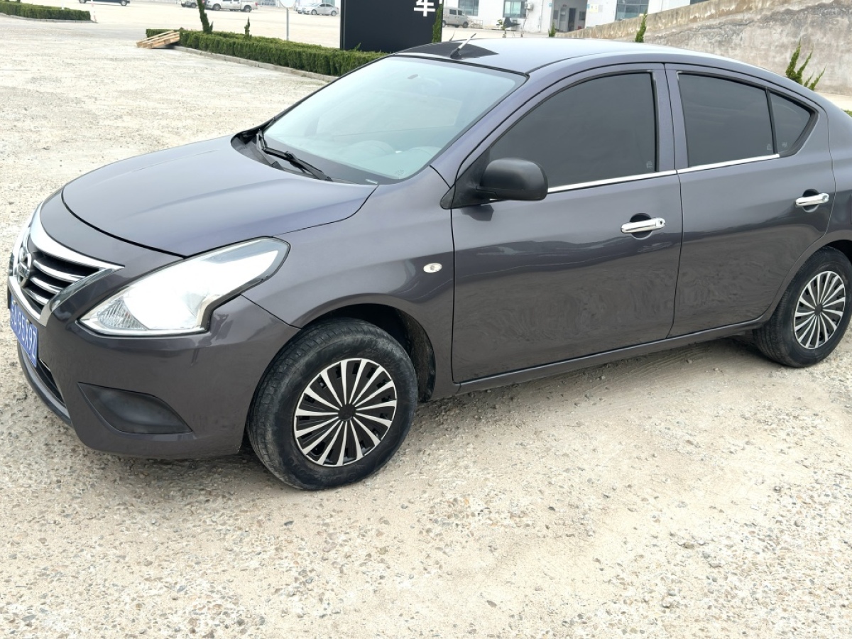 Nissan Sunny 2014 car image #4