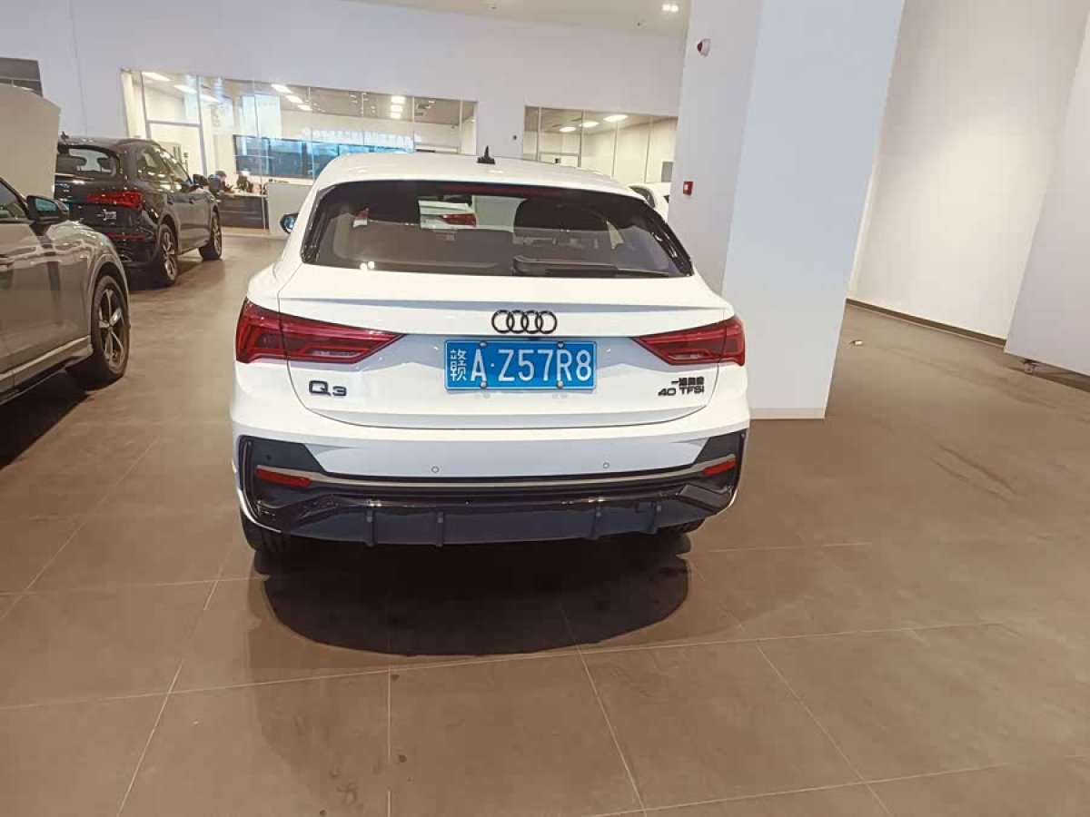 Audi Q3 Sportback 2024 #4 Audi Q3 Sportback 2024 car image #4