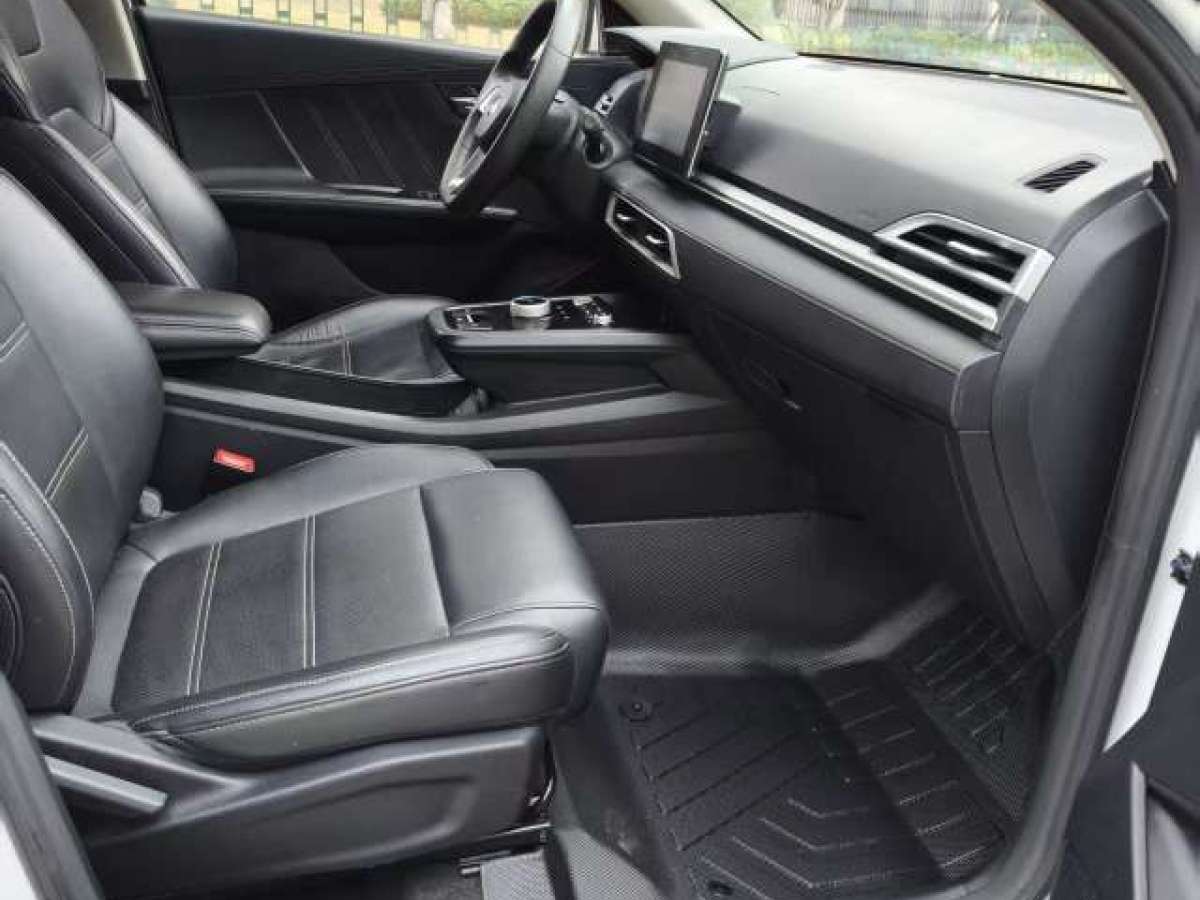 BYD e3 2020 car image #4