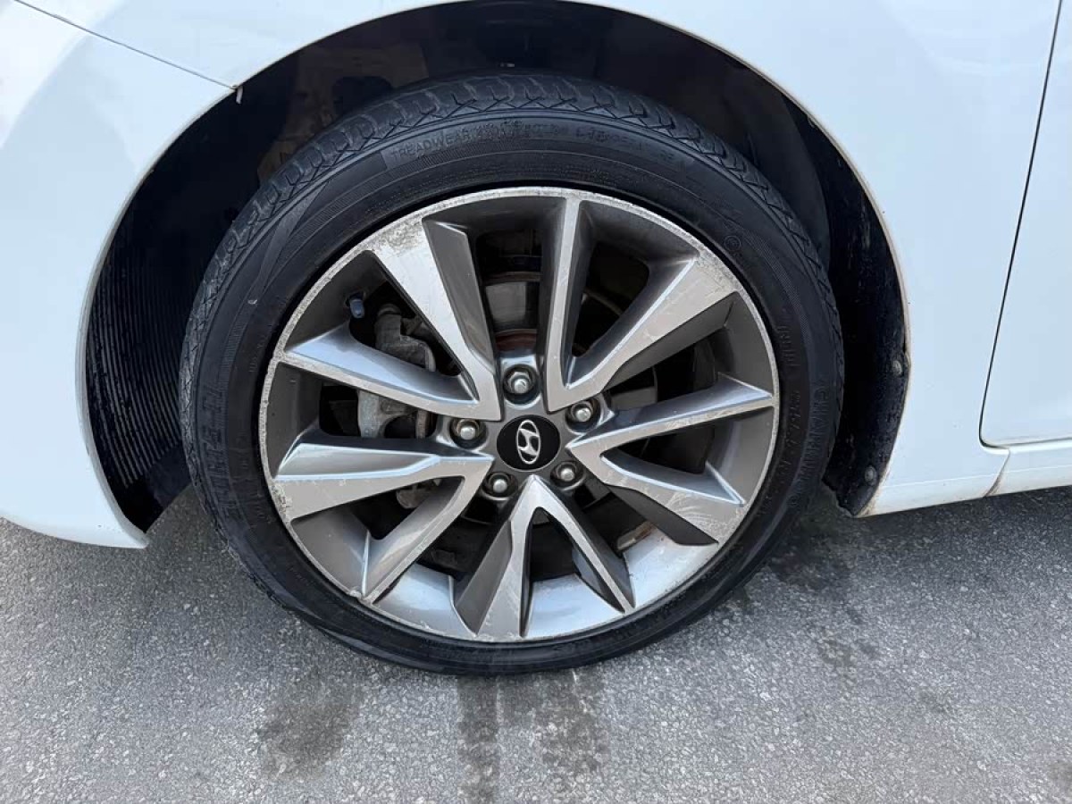 Hyundai Elantra MD 2015 car image #4