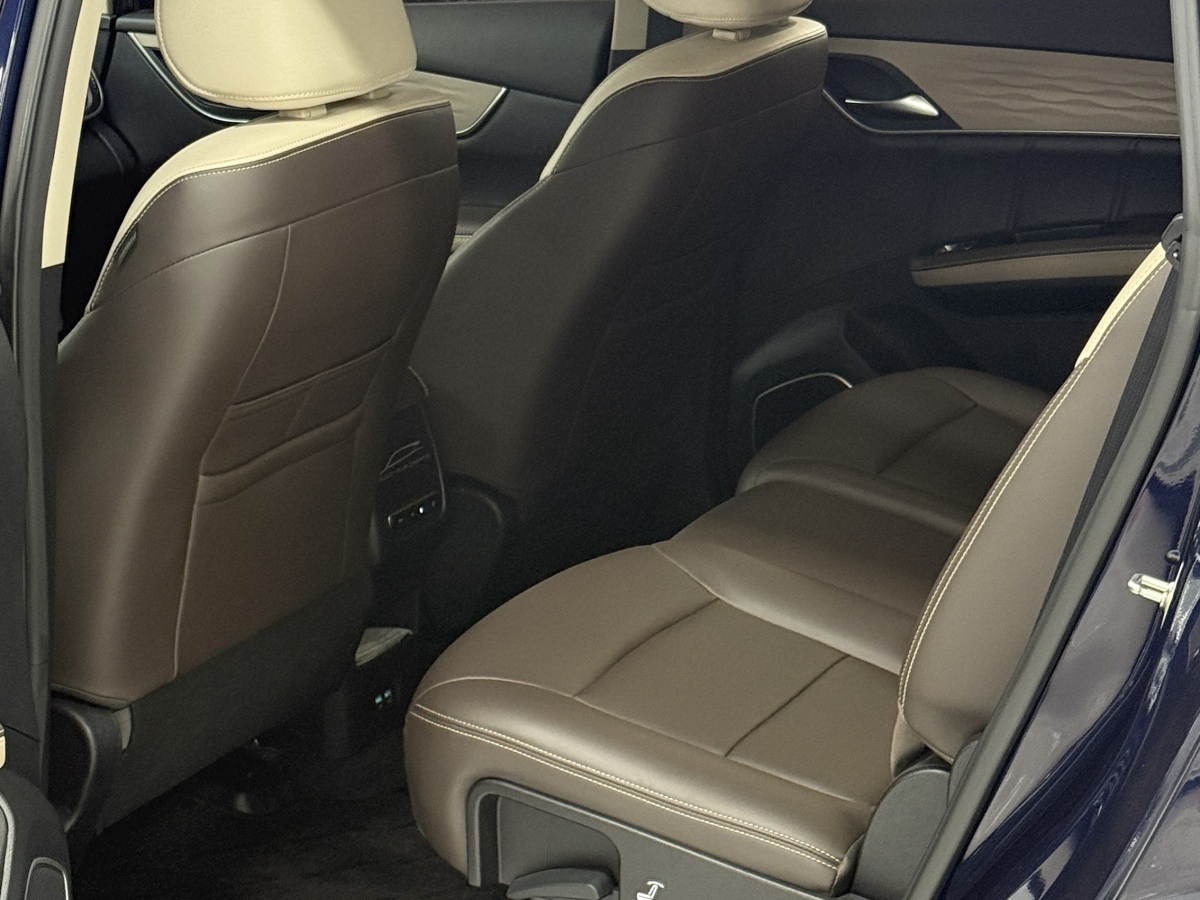 BYD Song MAX New Energy 2023 car image #4