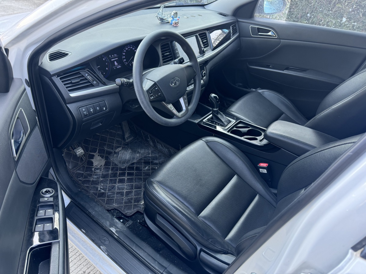Jetour Mistra 2019 #4 Jetour Mistra 2019 car image #4
