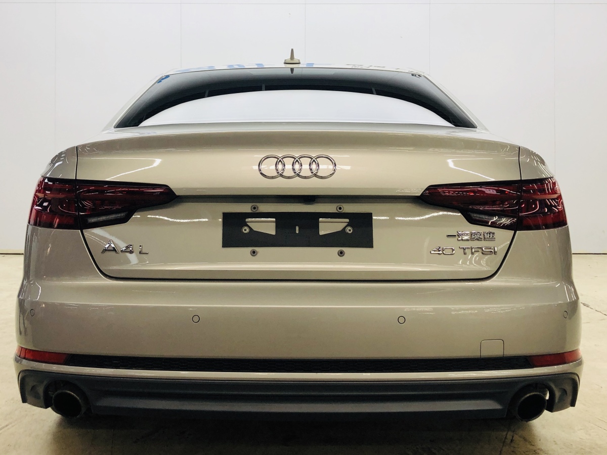 Audi A4L 2018 #4 Audi A4L 2018 car image #4