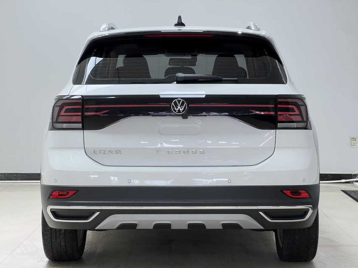 Volkswagen T-Cross 2021 #4 Volkswagen T-Cross 2021 car image #4