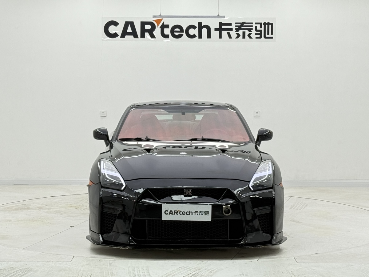 Nissan 2010 car image #4