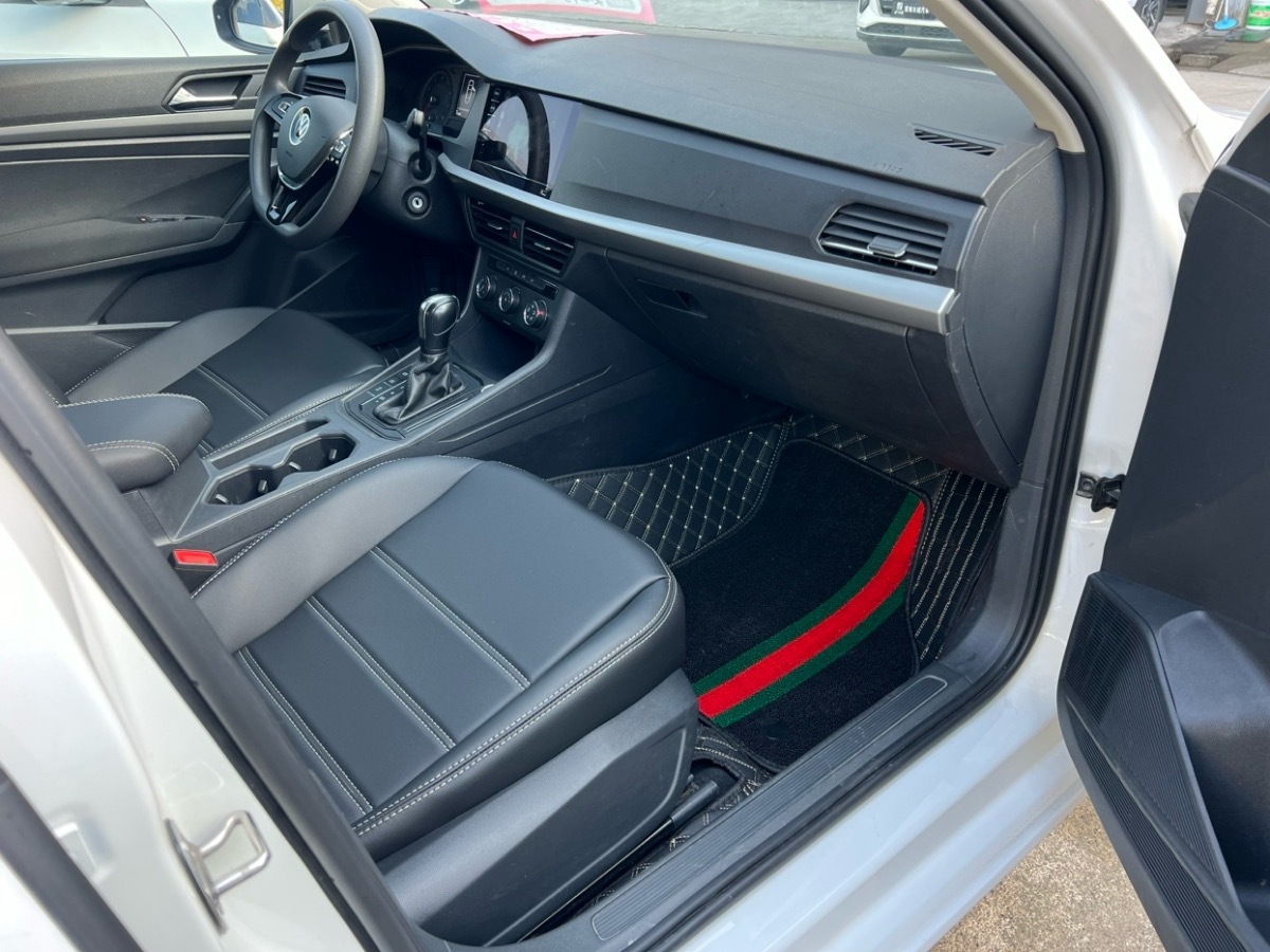 Volkswagen 2021 car image #4