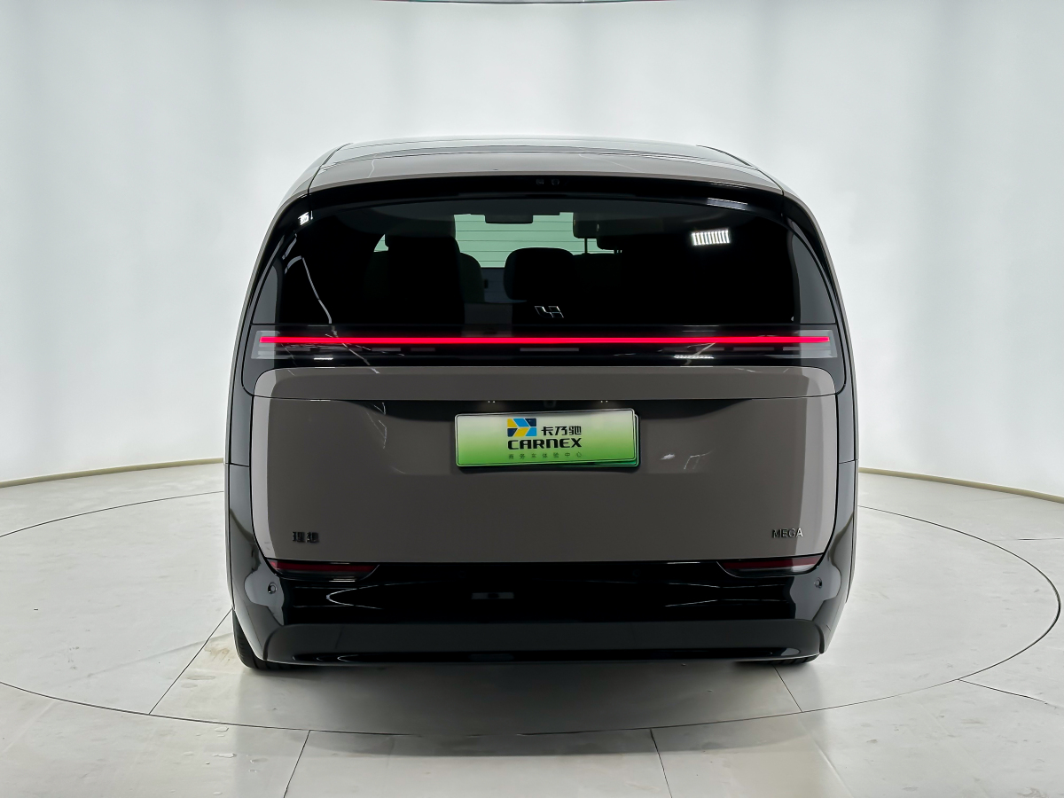 理想汽车 理想MEGA 2024 汽车图片 #4