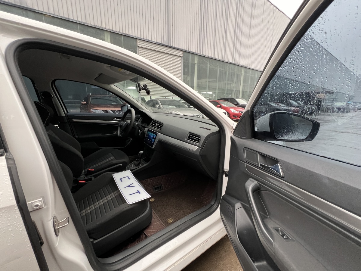 Volkswagen Lavida 2022 car image #4