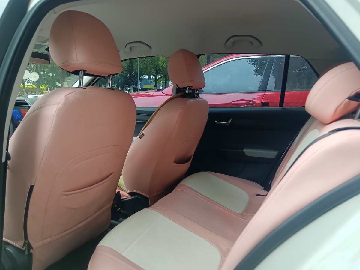 Skoda Fabia 2016 #4 Skoda Fabia 2016 car image #4