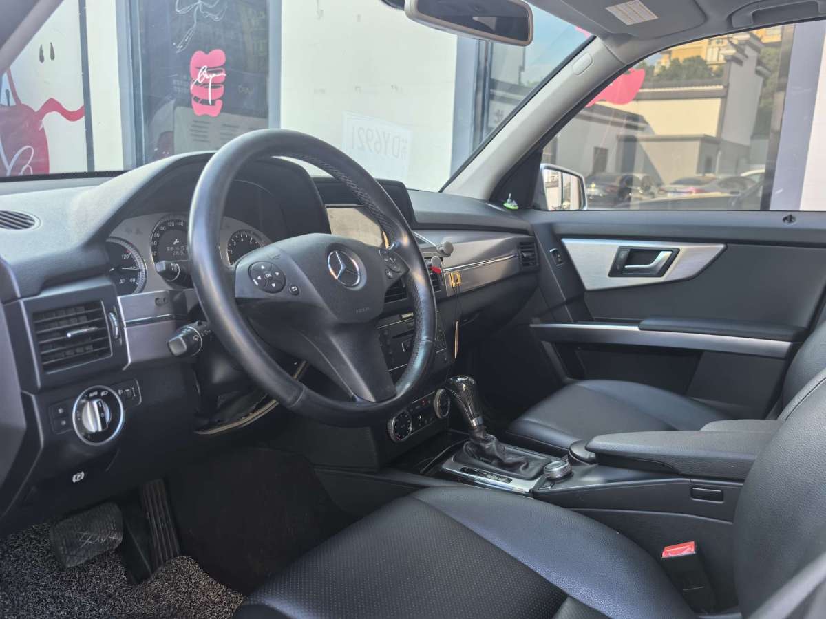 Mercedes-Benz GLK Class 2012 car image #4