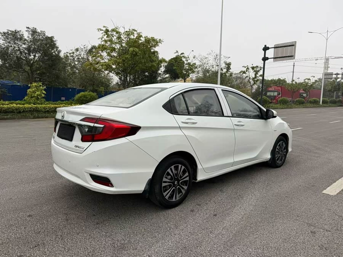 Honda Greiz 2016 #4 Honda Greiz 2016 صورة سيارة #4